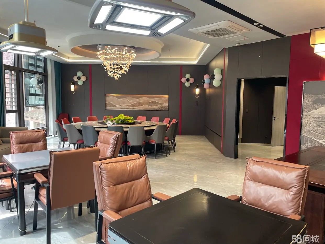 （转让）店面位置在习水箐山公园里售楼部三楼公园里私房菜停车方便